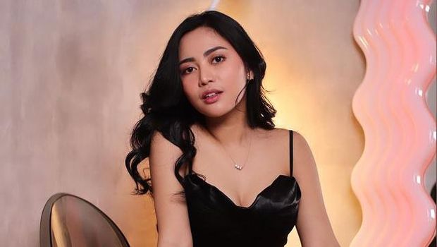 Rachel Vennya