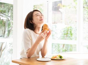 Apa Itu Cheating Day Diet? Ini Arti, Pengaruh, dan Cara Melakukannya Apa Itu Cheating Day Diet? Ini Arti, Pengaruh, dan Cara Melakukannya