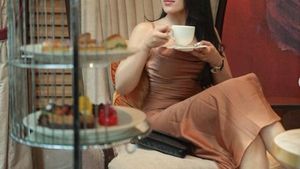 Vira Melia yang Tak Mau Jadi Aspri Hotman Paris Ini Suka Ngeteh Cantik