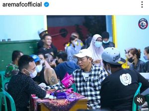 Aremania Gelar Vaksinasi Agar Bisa Masuk Stadion pada Suatu Hari Nanti