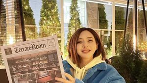 Gaya Seksi DJ Soda Saat Makan Pasta hingga Makan Opor Ayam Pakai Kerupuk