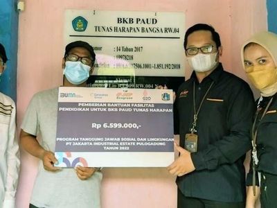 Gelar Safari Ramadan, JIEP Beri Bantuan Modal ke UMKM