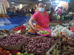 Harga Kebutuhan di Karangasem Naik Jelang Lebaran, Cabai Meroket