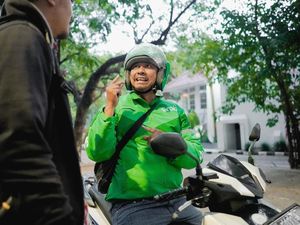 Grab Tanggapi Kemenaker Soal Bonus Hari Raya Ojol Grab Tanggapi Kemenaker Soal Bonus Hari Raya Ojol