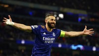 Karim Benzema kini sudah mengoleksi 14 gol di Liga Champions musim 2021/2022. Jumlah itu sudah samai Lionel Messi di musim 2011/2012 (AP)