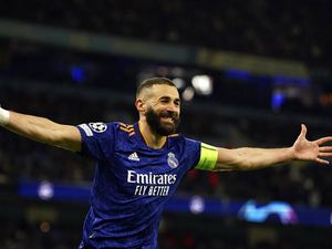 Oezil: Kasih Benzema Ballon dOr!
