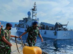 Amankan Selat Bali di Masa Mudik, Lanal Banyuwangi Gelar Patroli Kapal Amankan Selat Bali di Masa Mudik, Lanal Banyuwangi Gelar Patroli Kapal
