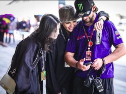 Nikita Mirzani Ngaku Hubungannya dengan John Hopkins Serius, Kapan Nikah?