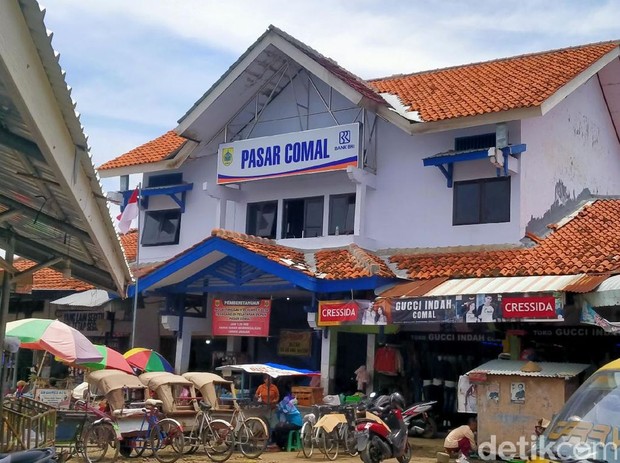 Pasar Comal/Foto : news.detik.com/detiknews