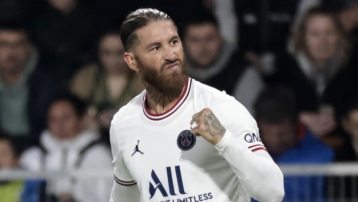 PSGs Sergio Ramos celebrates his goal during the League One soccer match between Angers and Paris Saint Germain, at the Raymond-Kopa stadium in Angers, western France, Wednesday, April 20, 2022. (AP Photo/Jeremias Gonzalez)