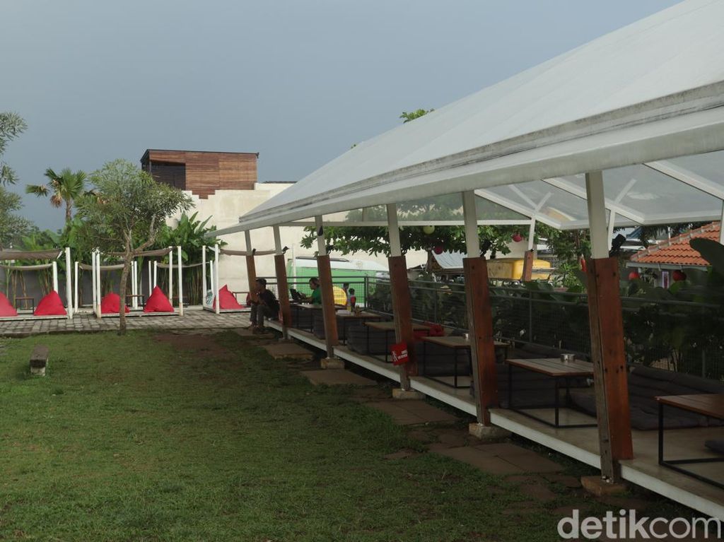 Nonton Pesawat Landing atau Take off Sambil Rebahan, di Sini Tempatnya Nonton Pesawat Landing atau Take off Sambil Rebahan, di Sini Tempatnya