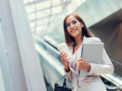 Back to Reality! 4 Moda Transportasi Ini Jadi Andalan Saat Ngantor Lagi