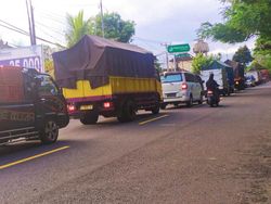 Antrean Pemudik di Pelabuhan Gilimanuk Mencapai 2 Kilometer