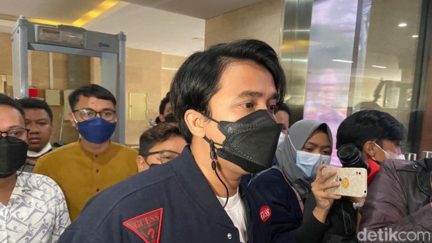 Billy Syahputra Penuhi Panggilan Bareskrim