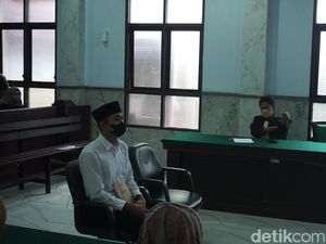 Vonis 2 Tahun Bui untuk Bripda Randy di Kasus Aborsi Novia Widyasari Vonis 2 Tahun Bui untuk Bripda Randy di Kasus Aborsi Novia Widyasari
