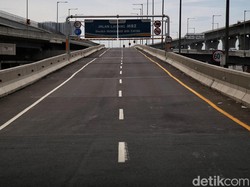 Fakta Menarik Tol MBZ yang Bikin Kemacetan di Tol Japek Berkurang