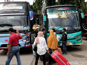 PO Bus: Kejadian Kan, Ada Agen Gak Jelas Turunkan Penumpang di Tengah jalan PO Bus: Kejadian Kan, Ada Agen Gak Jelas Turunkan Penumpang di Tengah jalan