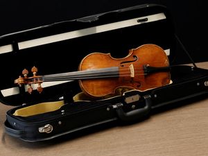 Mengenal Alat Musik Melodis: Pengertian, Fungsi, Jenis, dan Contohnya Mengenal Alat Musik Melodis: Pengertian, Fungsi, Jenis, dan Contohnya