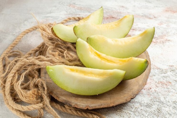 Rutin mengonsumsi buah melon bantu memproteksi kulit dari paparan sinar matahari