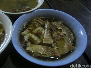 Slurp! Sedapnya Timlo Maestro di Warung Langganan Jokowi Slurp! Sedapnya Timlo Maestro di Warung Langganan Jokowi