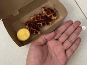 Ngenes! 7 Momen Netizen Pesan Makanan Online, Tapi Dapatnya Seuprit Ngenes! 7 Momen Netizen Pesan Makanan Online, Tapi Dapatnya Seuprit
