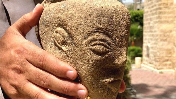 Rupa Patung Dewi Kuno di Gaza yang Ditemukan Petani