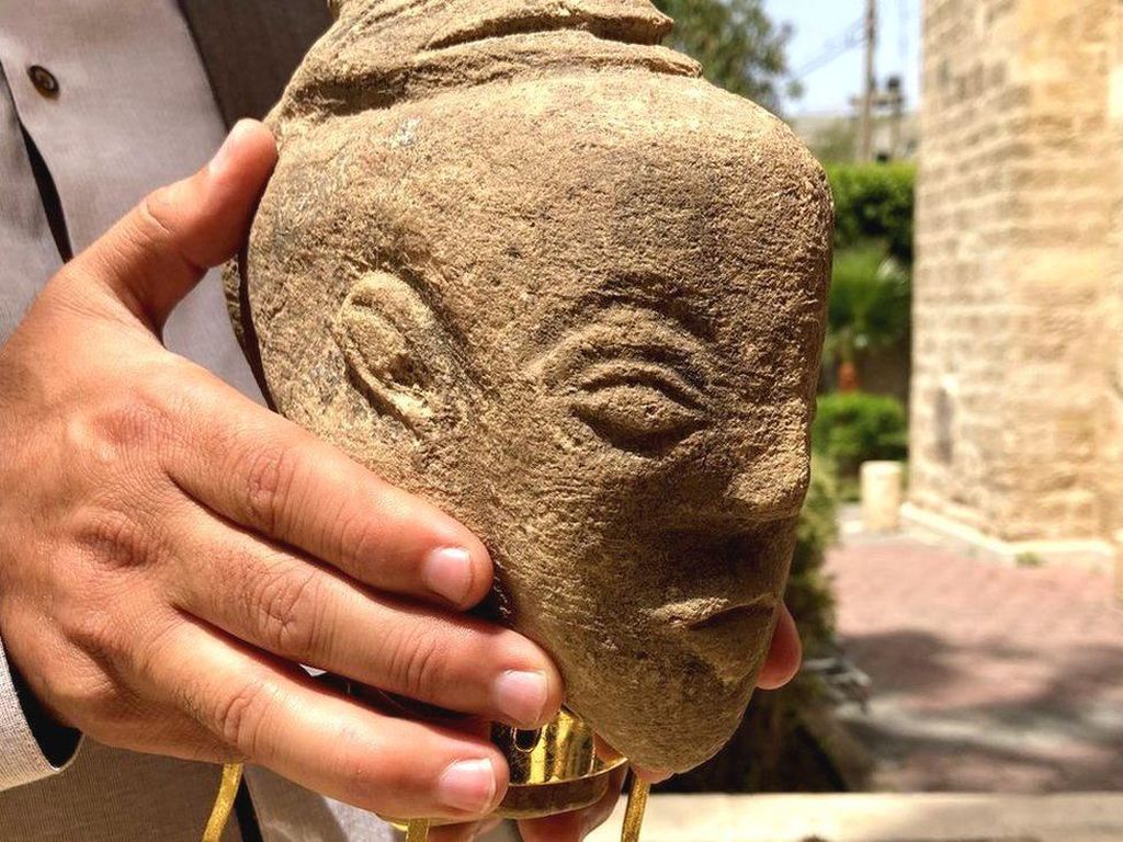 Rupa Patung Dewi Kuno di Gaza yang Ditemukan Petani
