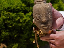 Lagi Nyangkul, Petani Gaza Temukan Patung Dewi Kecantikan Berusia 4.500 Tahun