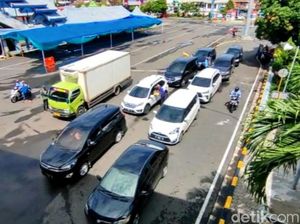 Pelabuhan ASDP Ketapang Catat 30 Ribu Pemudik Menuju Jawa dari Bali Pelabuhan ASDP Ketapang Catat 30 Ribu Pemudik Menuju Jawa dari Bali