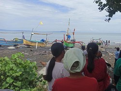 Tragis! Mudik Pakai Sampan, Warga Jembrana Hilang di Selat Bali