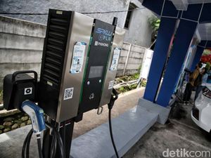 Tarif dan Cara Isi Bensin Kendaraan Listrik di Aeropolis Soetta