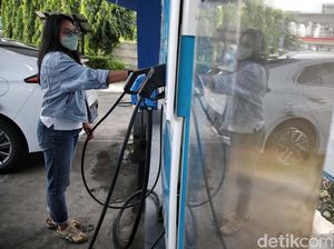 PLN Siapkan 616 SPKLU Buat yang Mudik Pakai Mobil Listrik