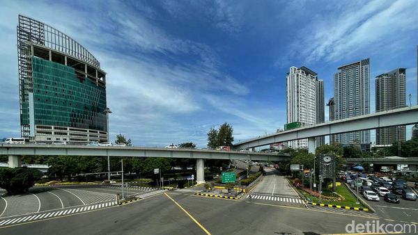 Potret Jakarta yang Mulai Sepi Ditinggalkan Warganya Pulang Kampung