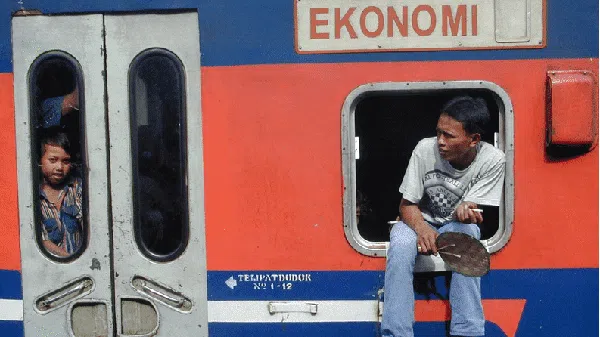 Meniti Rindu pada Keluarga, Begini Potret Mudik dari Masa ke Masa