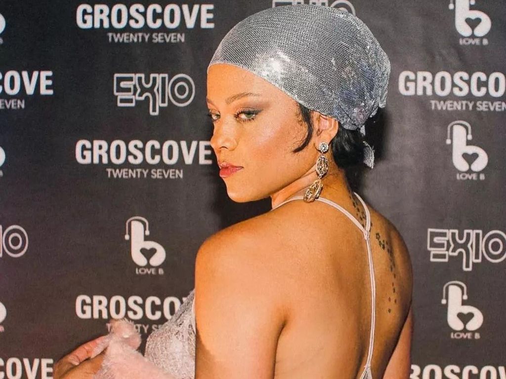 Potret Wanita yang Viral Mirip Rihanna, Sulit Dibedakan dengan Rihanna Asli