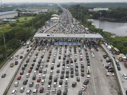 Sepele tapi Bikin Pemudik Lain Marah: Saldo Kurang Saat Sudah di Gerbang Tol