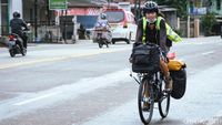 Bukan Kaleng-kaleng, Pria Ini Gowes Mudik Jakarta-Palembang Sendirian