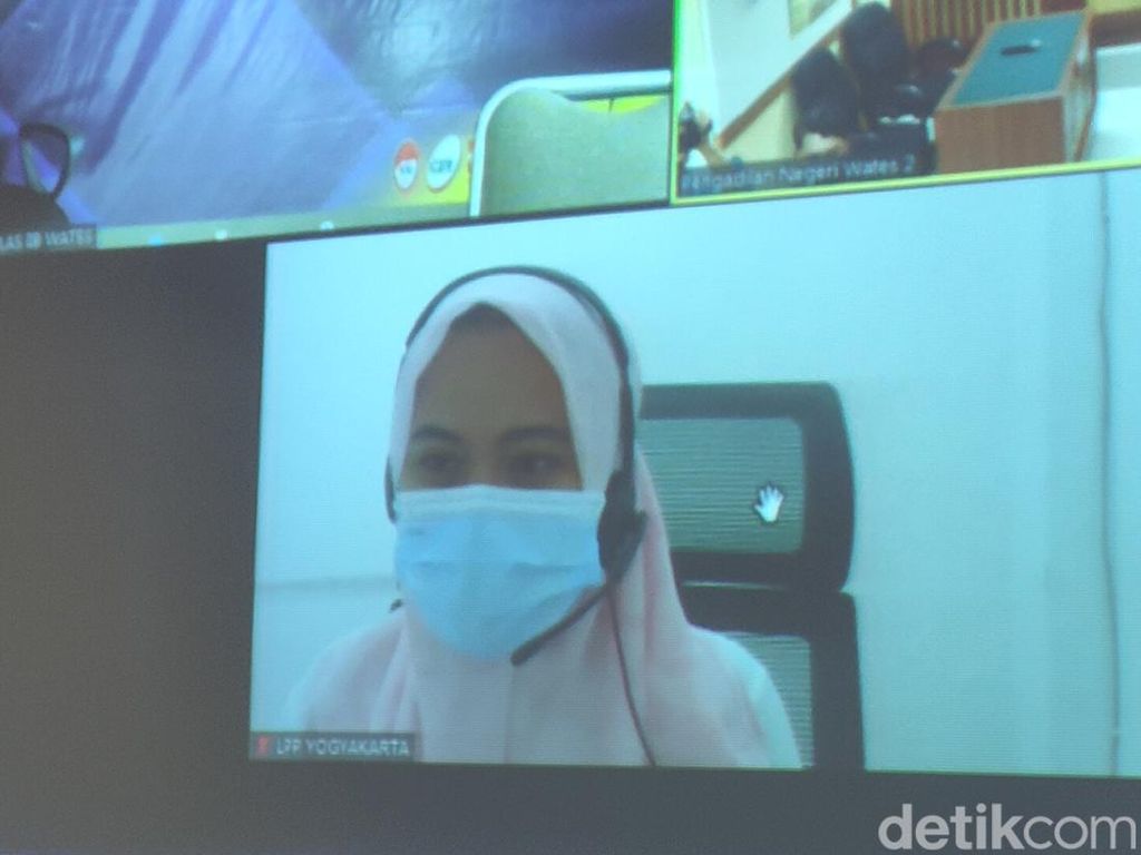 Tok! Siskaeee Divonis 10 Bulan Bui dan Denda Rp250 Juta Tok! Siskaeee Divonis 10 Bulan Bui dan Denda Rp250 Juta