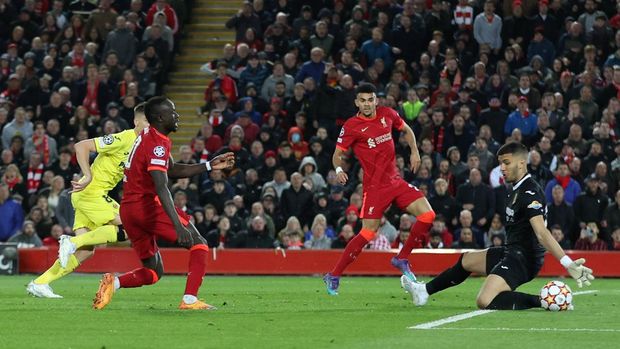 Soccer Football - Champions League - Semi Final - First Leg - Liverpool v Villarreal - Anfield, Liverpool, Britain - April 27, 2022 Liverpool's Sadio Mane scores their second goal Action Images via Reuters/Carl Recine