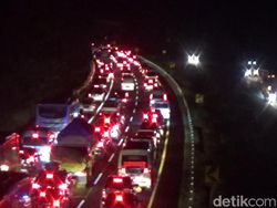 Tol Cipali Padat, Kemacetan Capai Belasan Kilometer