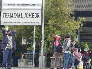 Senangnya Pasutri Ini, Akhirnya Mudik ke Belitang Usai 2 Tahun Tak Pulang Senangnya Pasutri Ini, Akhirnya Mudik ke Belitang Usai 2 Tahun Tak Pulang