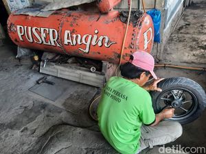 Ada Tambal Ban Gratis di Hutan Baluran, Pemudik Bisa Hubungi Nomor Ini Ada Tambal Ban Gratis di Hutan Baluran, Pemudik Bisa Hubungi Nomor Ini