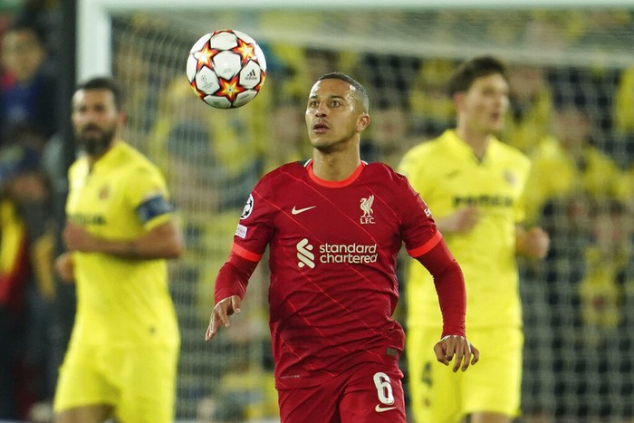 Liverpools Thiago controls the ball during the Champions League semi final, first leg soccer match between Liverpool and Villarreal at Anfield stadium in Liverpool, England, Wednesday, April 27, 2022. (AP Photo/Jon Super)