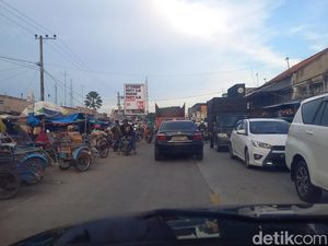 Banyak Pasar Tumpah, Lokasi Rawan Macet di Jalur Mudik Bangkalan