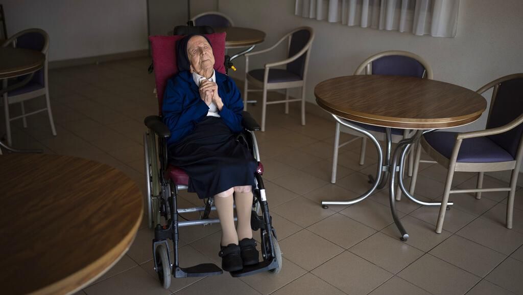 Berusia 118 Tahun, Biarawati Ini Jadi Orang Tertua di Dunia Berusia 118 Tahun, Biarawati Ini Jadi Orang Tertua di Dunia