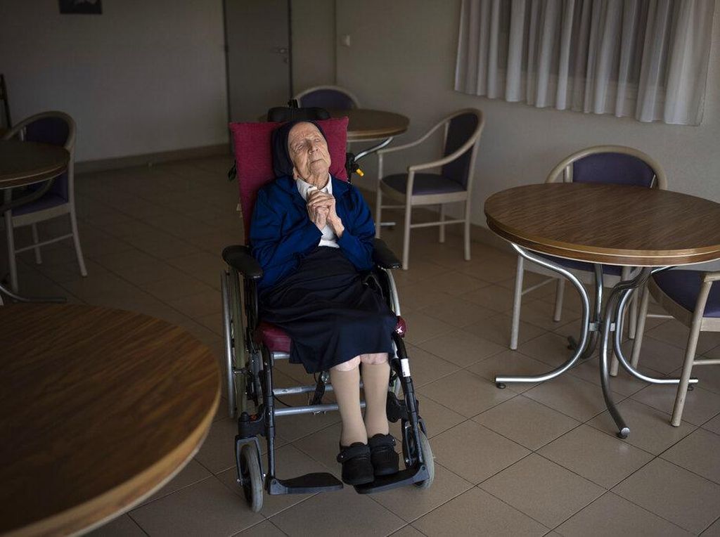 Berusia 118 Tahun, Biarawati Ini Jadi Orang Tertua di Dunia