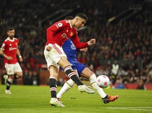 Keane: Bayangin Ronaldo Main di Chelsea, Bisa Cetak 50 Gol