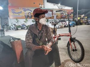 Kisah Pria Garut 6 Hari Bersepeda Demi Lebaran Bareng Keluarga Kisah Pria Garut 6 Hari Bersepeda Demi Lebaran Bareng Keluarga