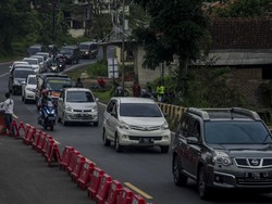Strategi Polisi Atasi Kepadatan Arus Balik di Jalur Mudik Garut