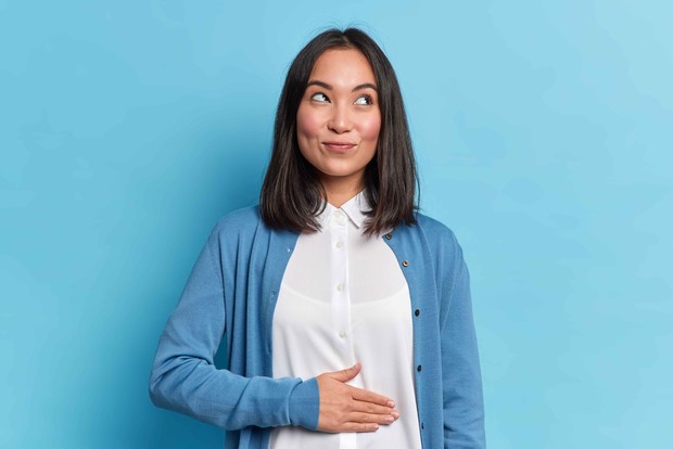 Ilustrasi Perut Sehat/Freepik/wayhomestudio